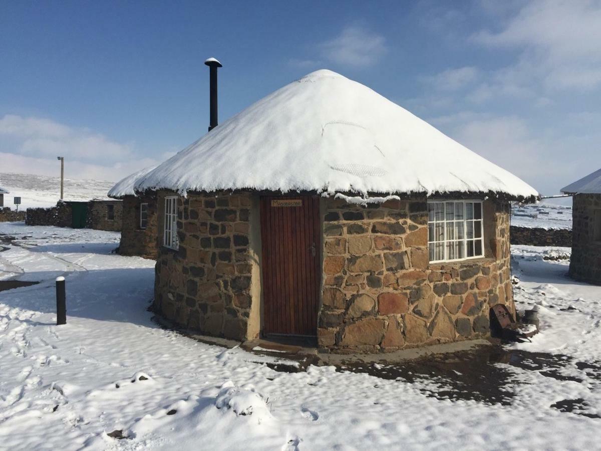 Sani Mountain Escape Hotel Mokhotlong Exterior foto